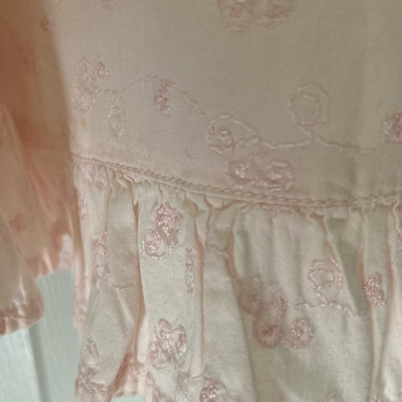 Adonna pink embroidered eyelet nightgown with lace trim - Picture 5 of 8